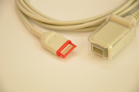 Kompatibel Radikal 97 SpO2 Adaptor Kabel bahan TPU kelas medis dilindungi